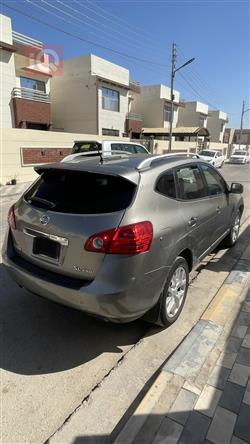 نیسان رۆگ